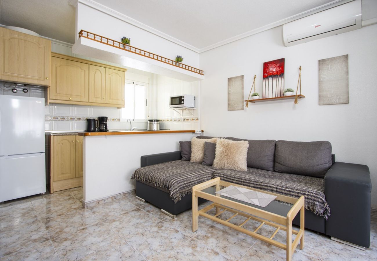 Апартаменты на Торревьеха / Torrevieja - ID15