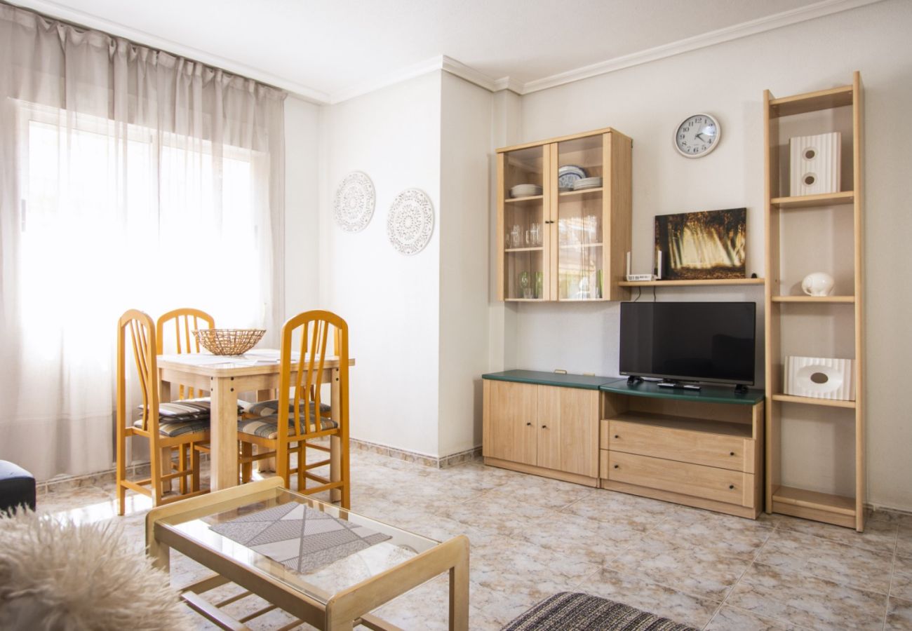 Апартаменты на Торревьеха / Torrevieja - ID15