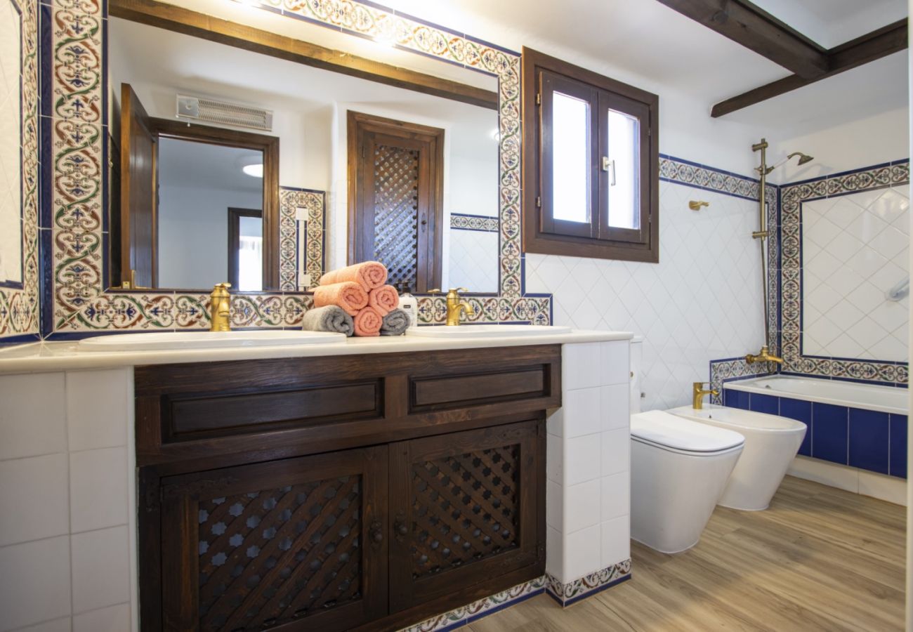 Апартаменты на Торревьеха / Torrevieja - ID117