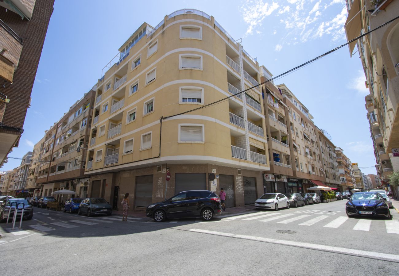 Апартаменты на Торревьеха / Torrevieja - ID82