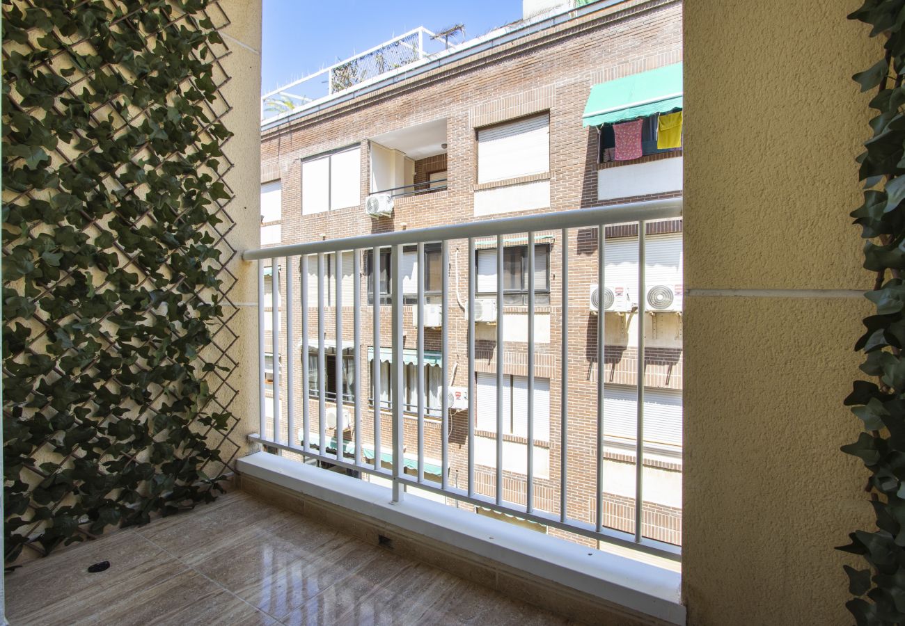 Апартаменты на Торревьеха / Torrevieja - ID82