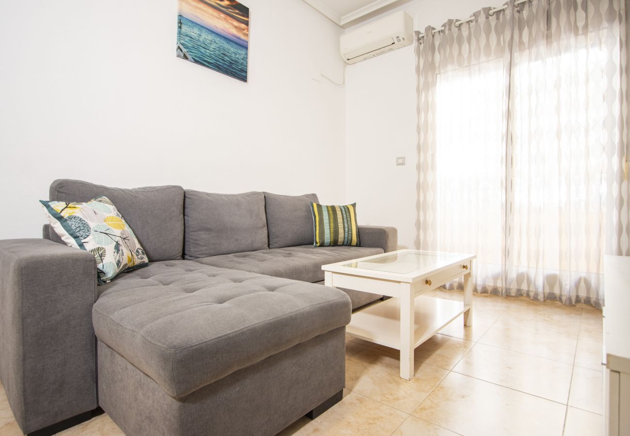 Апартаменты на Торревьеха / Torrevieja - ID54