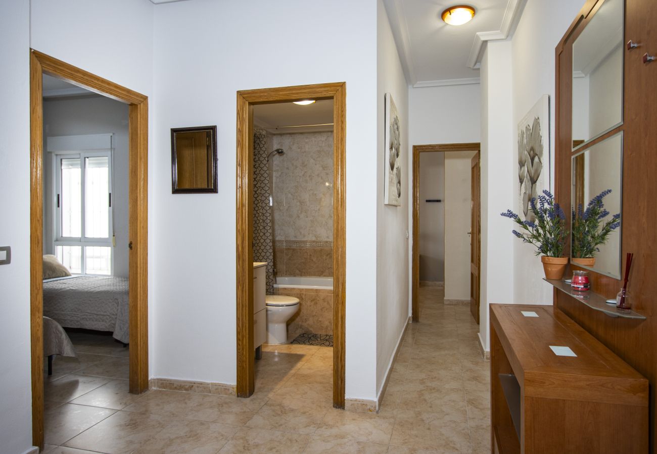 Апартаменты на Торревьеха / Torrevieja - ID54
