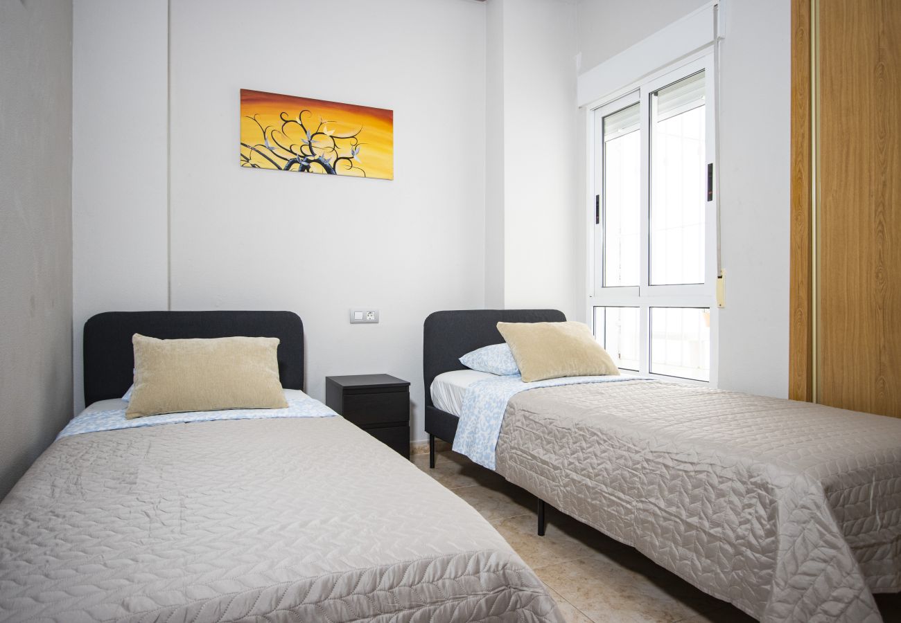 Апартаменты на Торревьеха / Torrevieja - ID54
