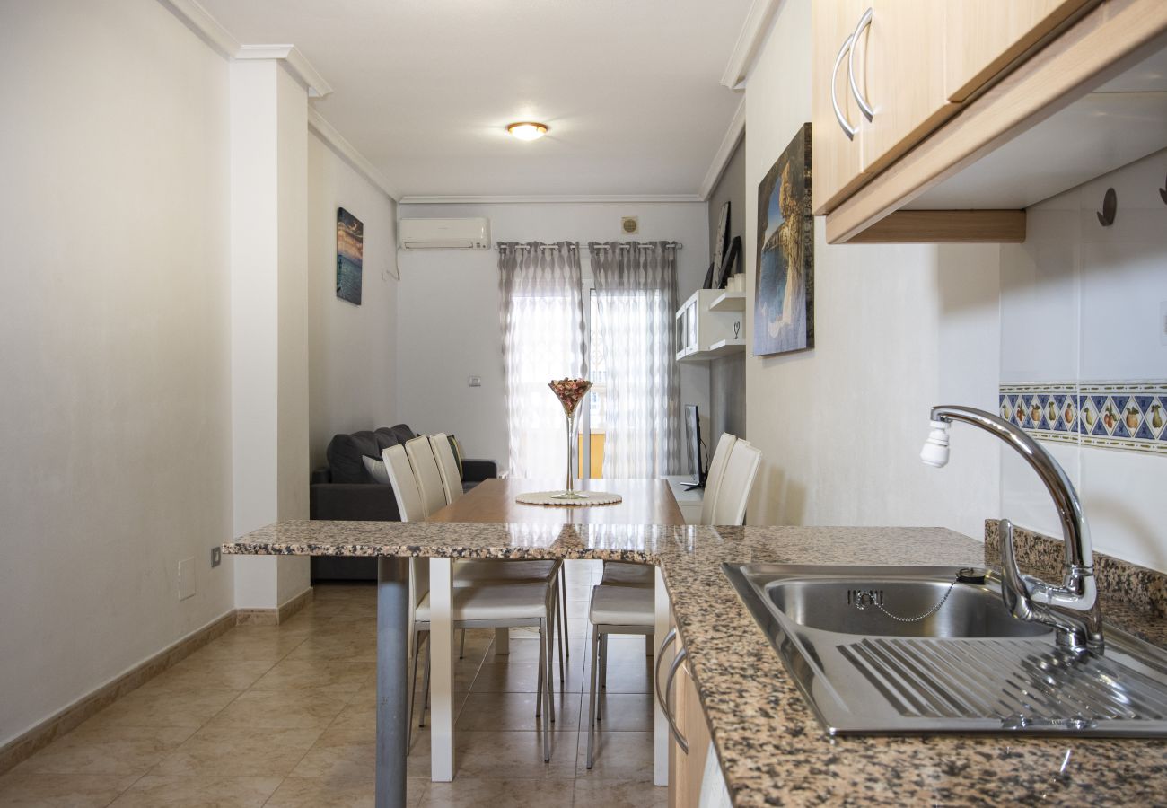 Апартаменты на Торревьеха / Torrevieja - ID54