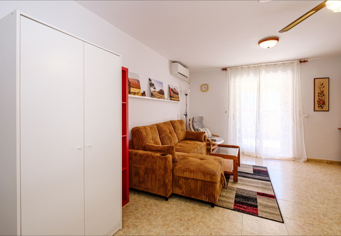 Апартаменты на Торревьеха / Torrevieja - ID5