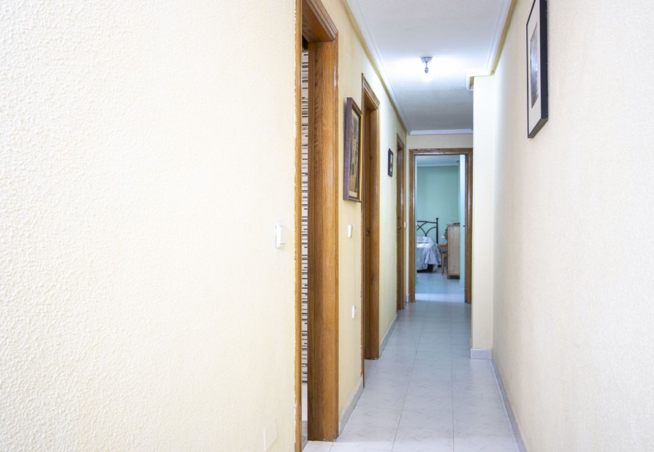 Апартаменты на Торревьеха / Torrevieja - ID122