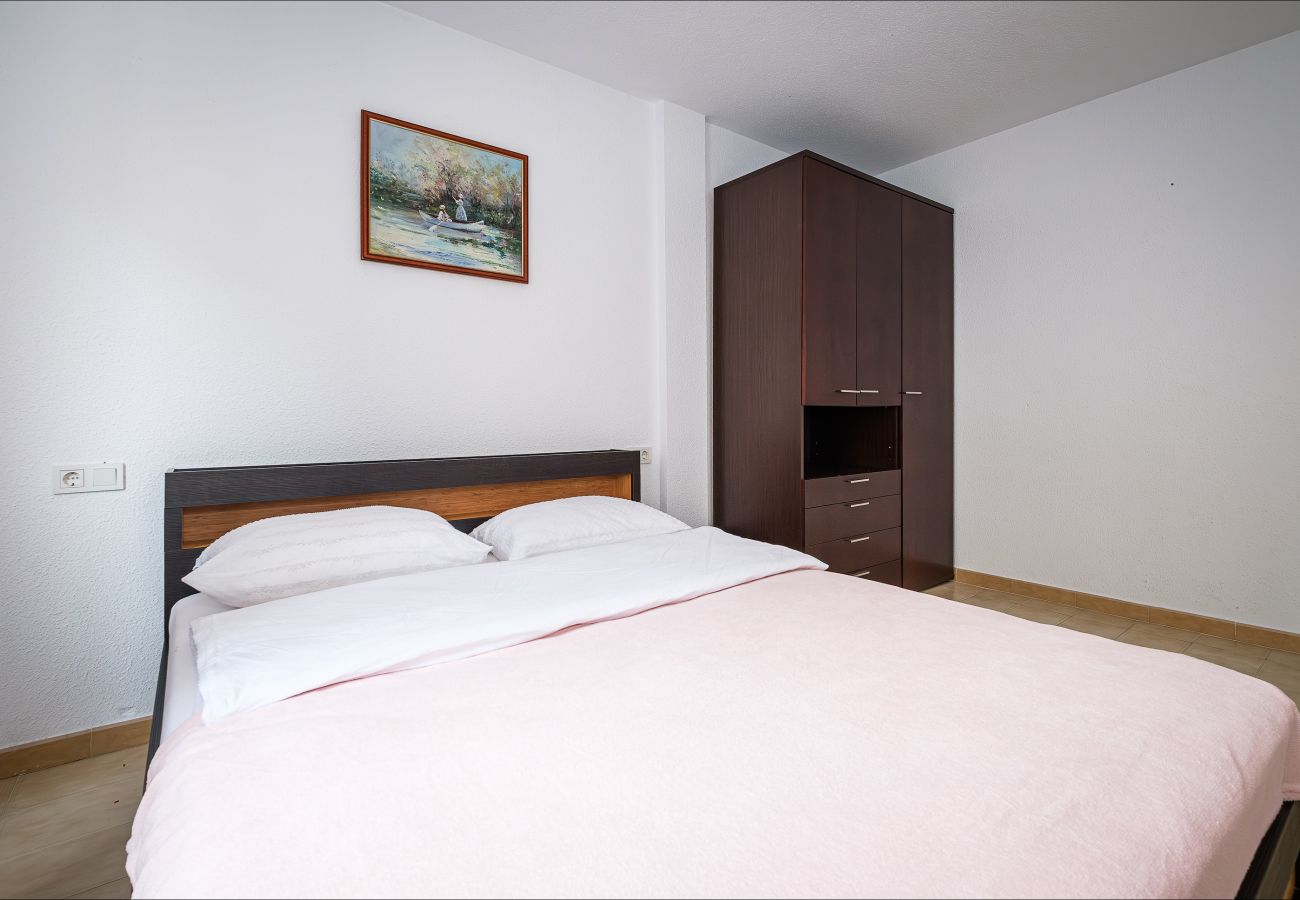 Апартаменты на Торревьеха / Torrevieja - ID23