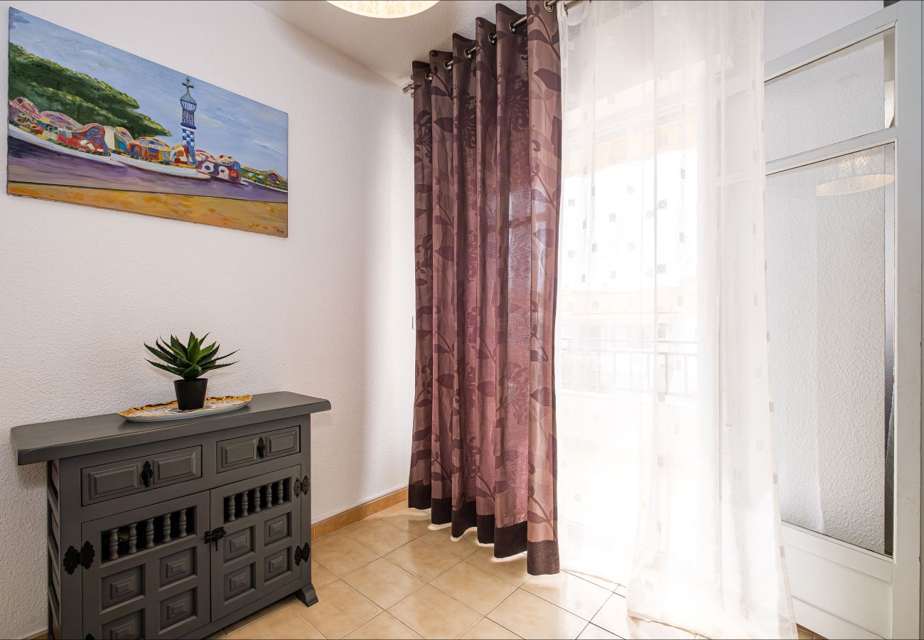 Апартаменты на Торревьеха / Torrevieja - ID23