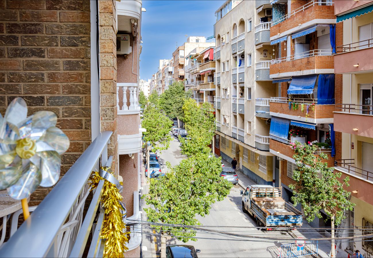 Апартаменты на Торревьеха / Torrevieja - ID23