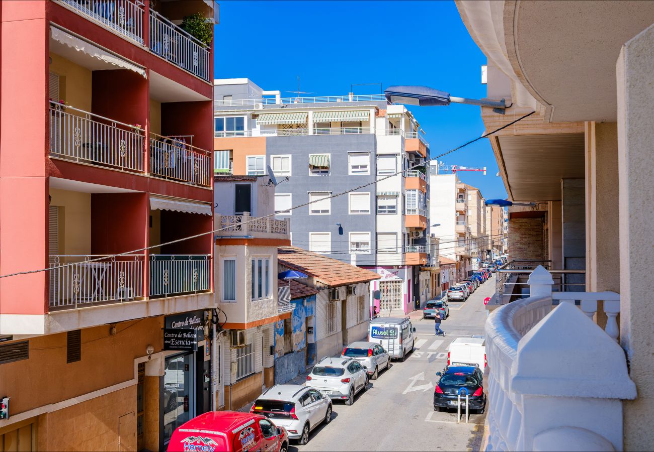 Апартаменты на Торревьеха / Torrevieja - ID28