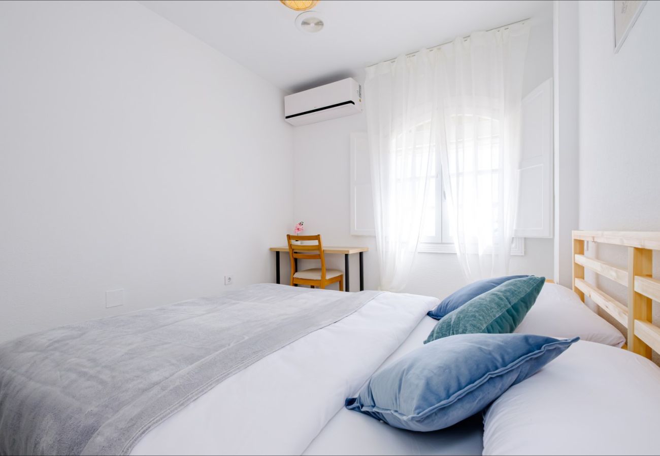 Апартаменты на Торревьеха / Torrevieja - ID44