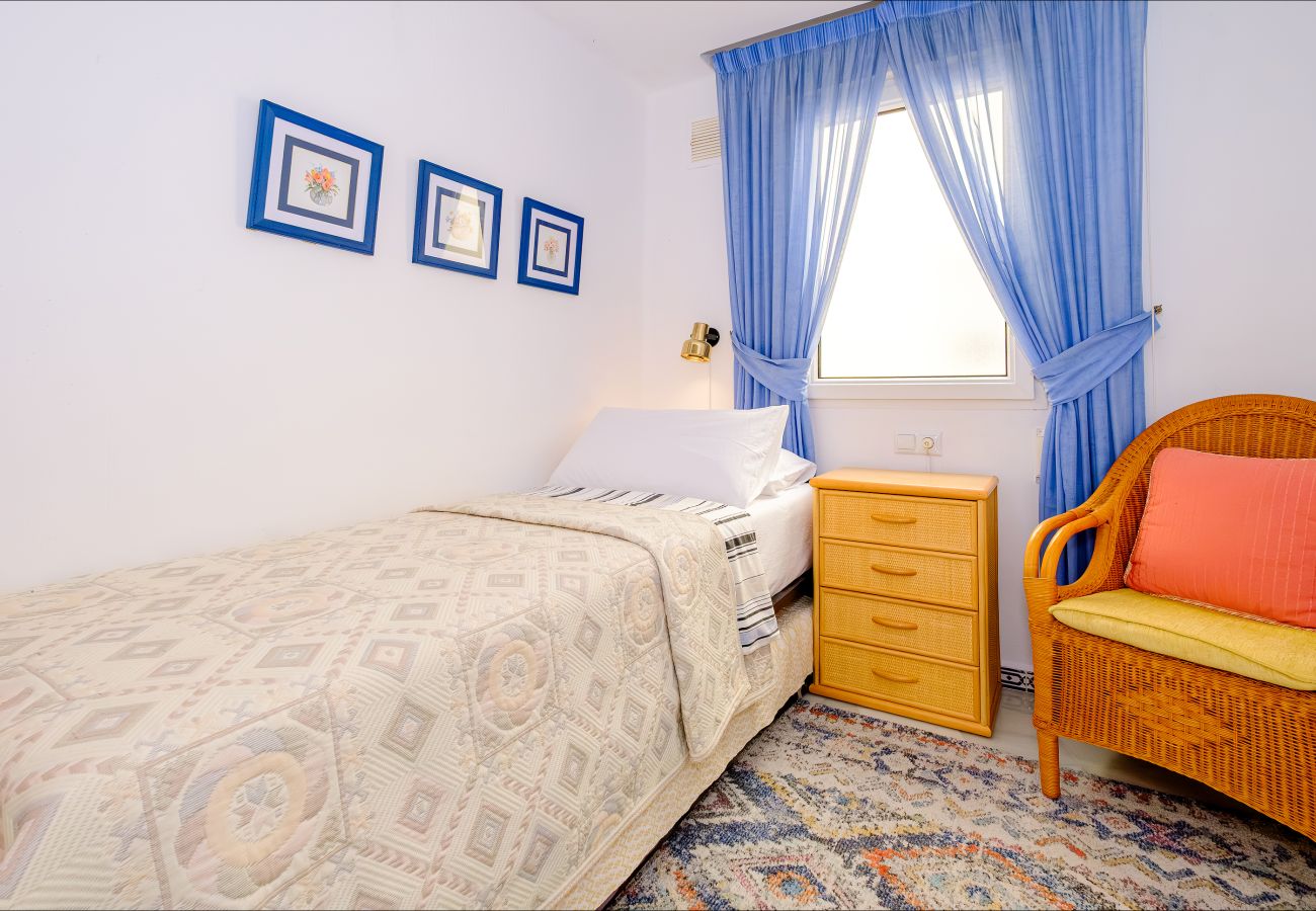 Апартаменты на Торревьеха / Torrevieja - ID67