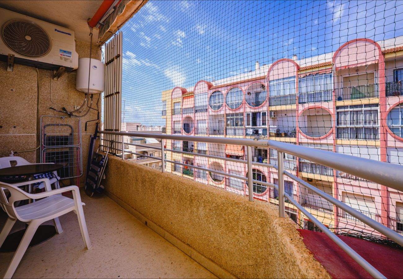 Апартаменты на Торревьеха / Torrevieja - ID56