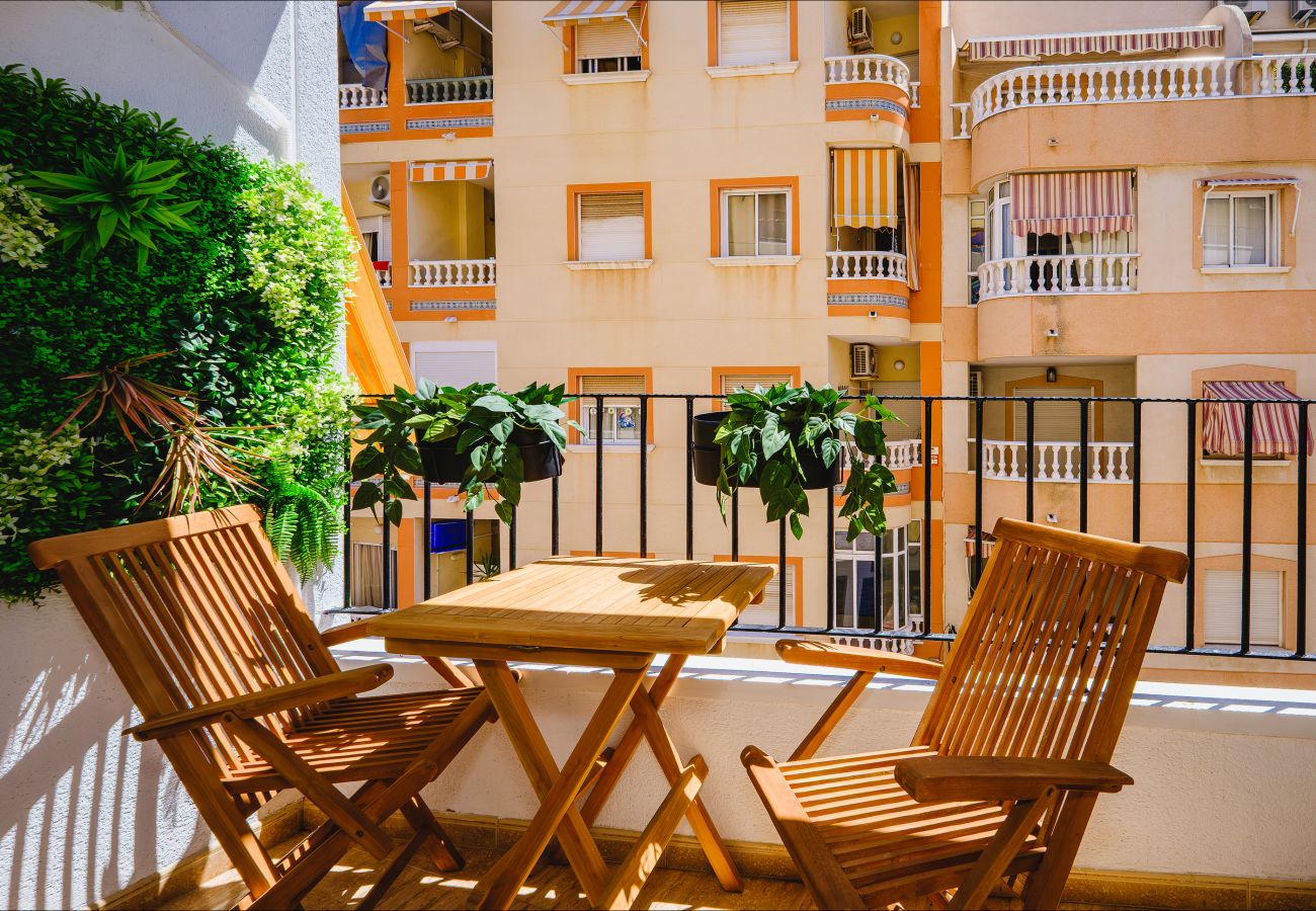 Апартаменты на Торревьеха / Torrevieja - ID75