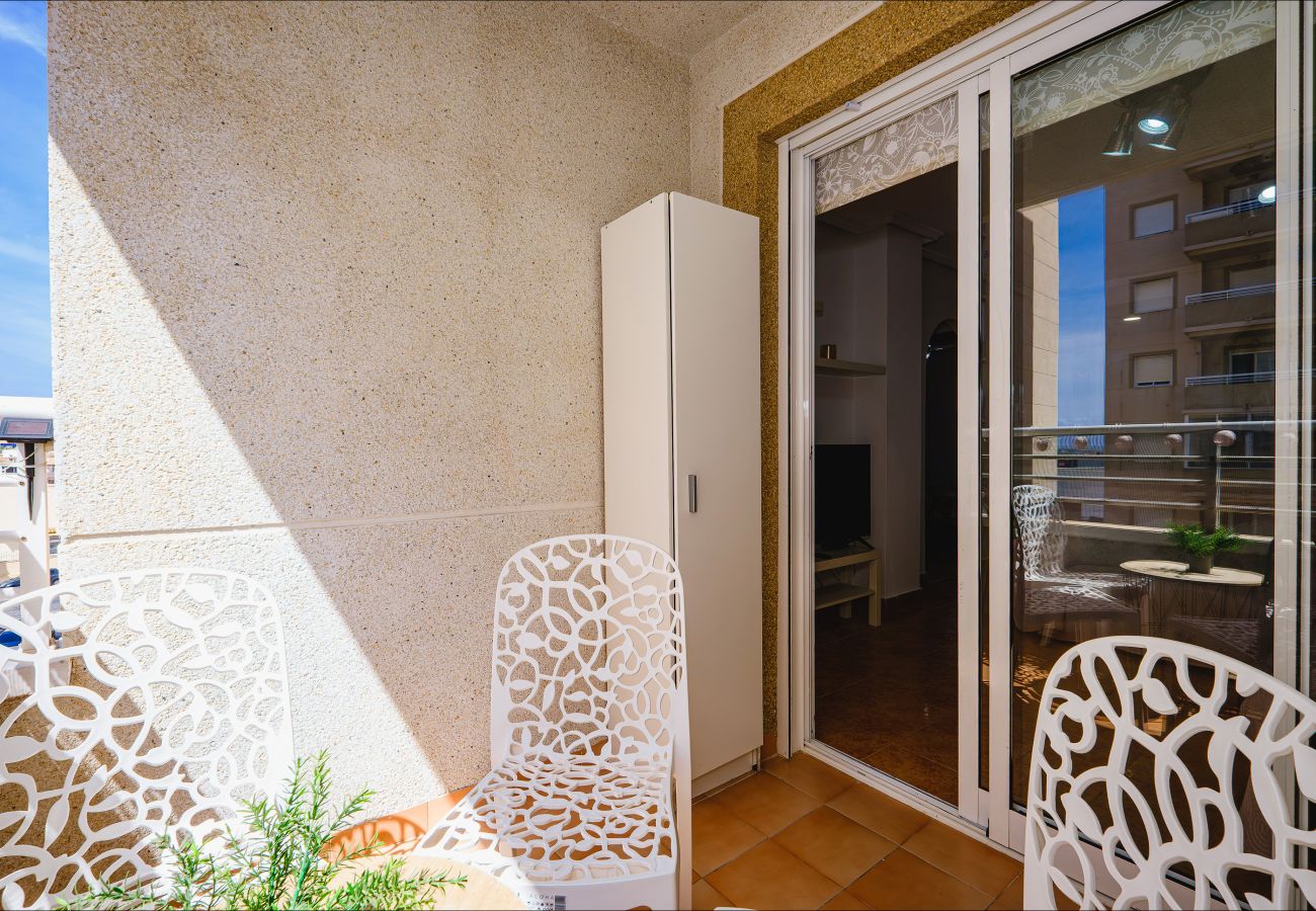 Апартаменты на Торревьеха / Torrevieja - ID164