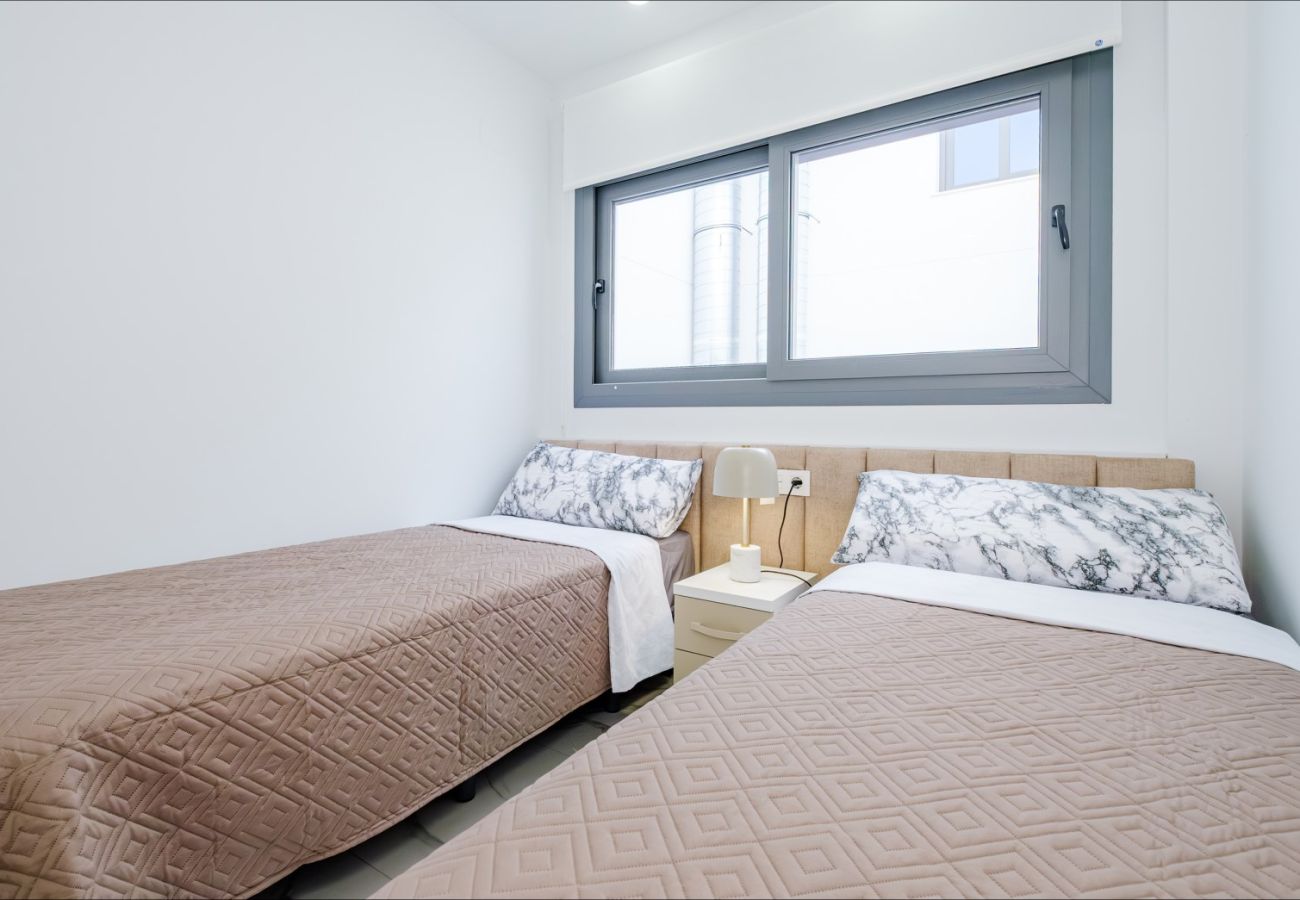 Апартаменты на Торревьеха / Torrevieja - ID85