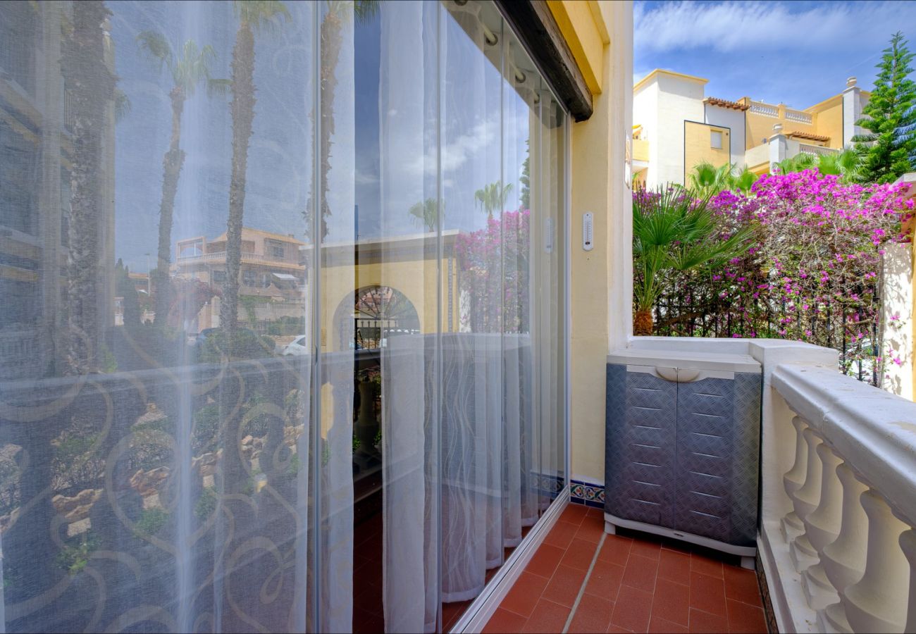 Апартаменты на Торревьеха / Torrevieja - ID87