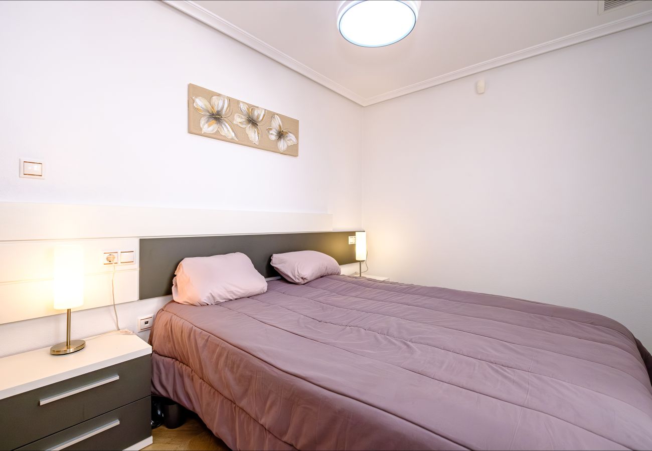 Апартаменты на Торревьеха / Torrevieja - ID121