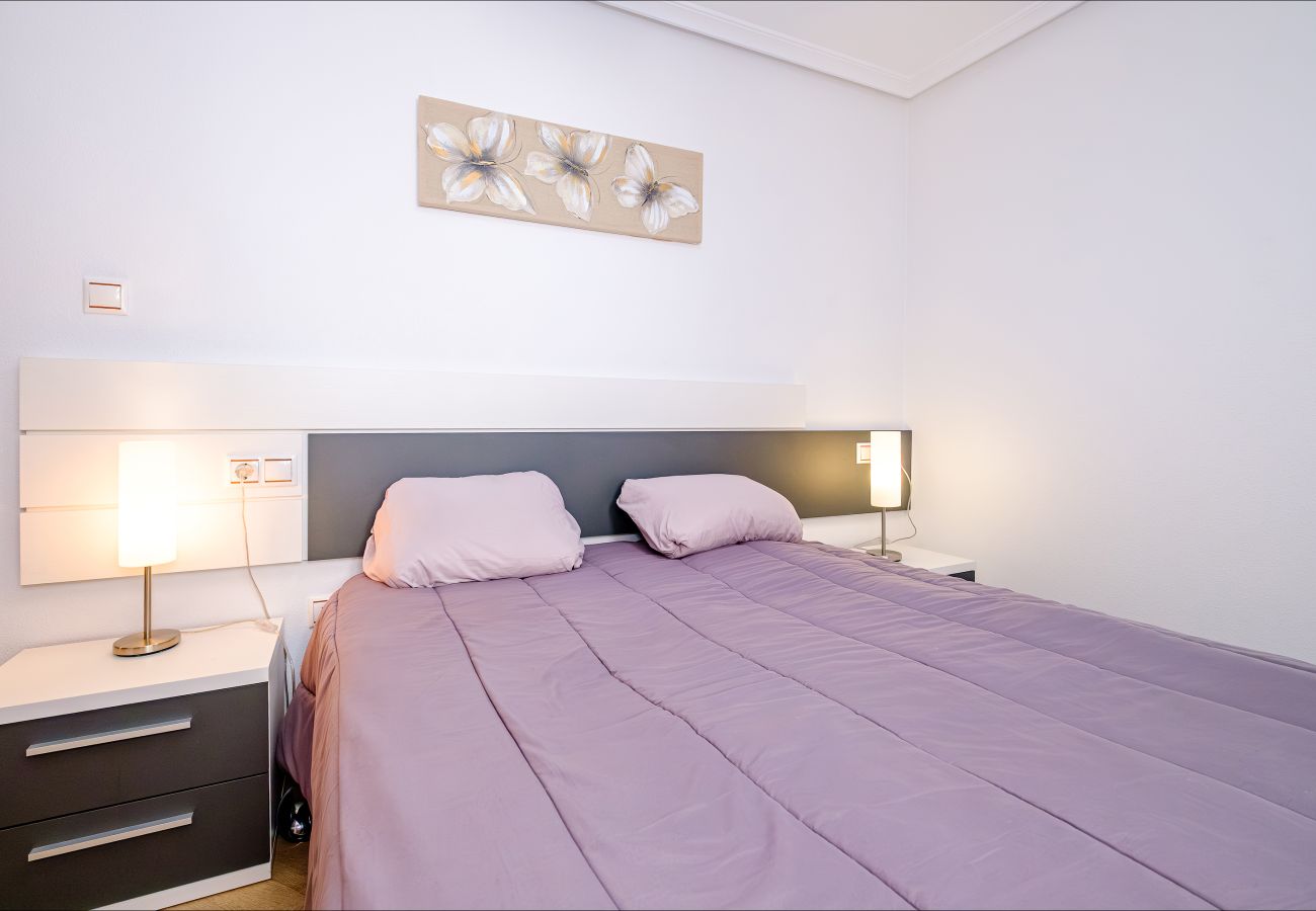 Апартаменты на Торревьеха / Torrevieja - ID121