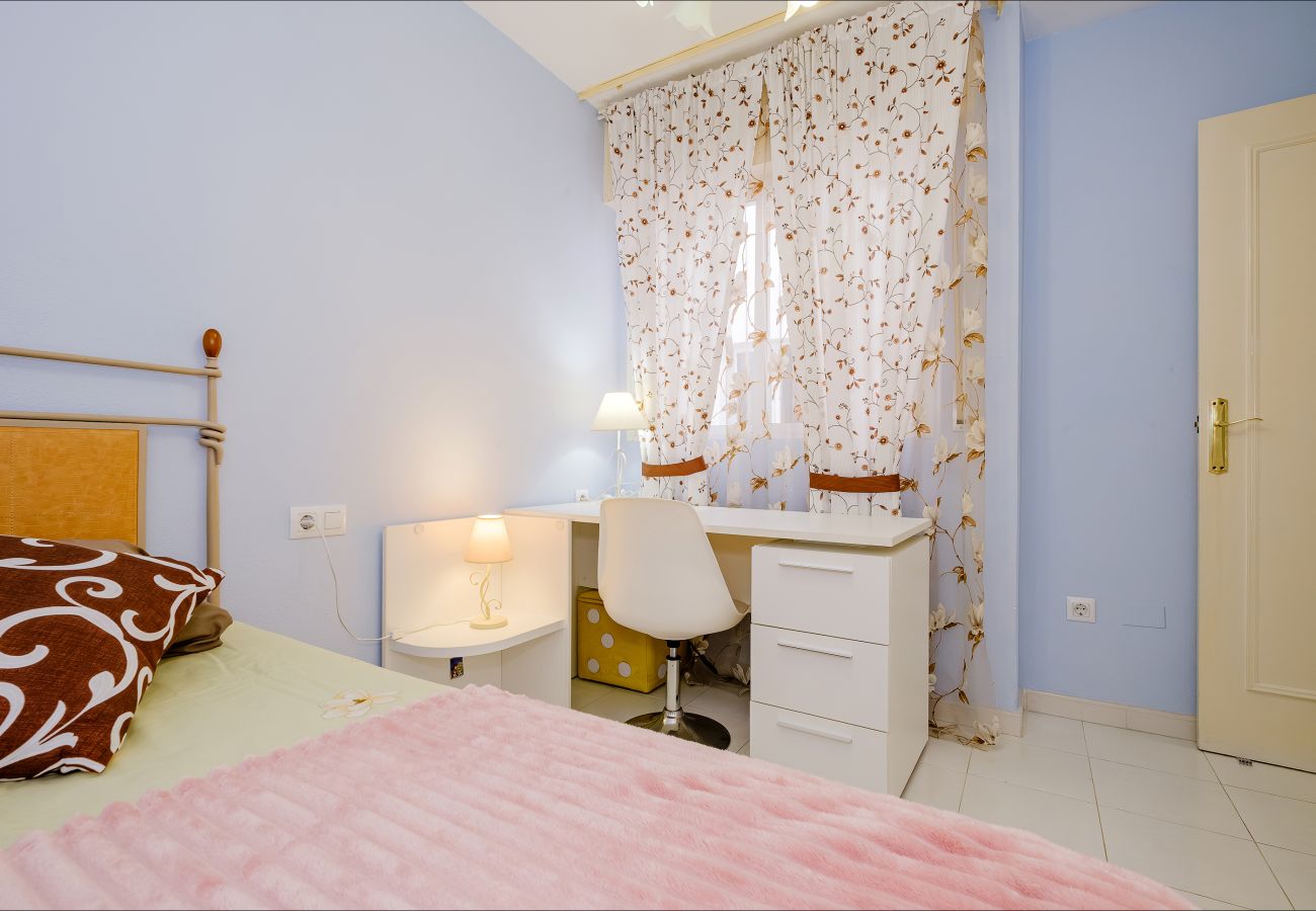 Апартаменты на Торревьеха / Torrevieja - ID153